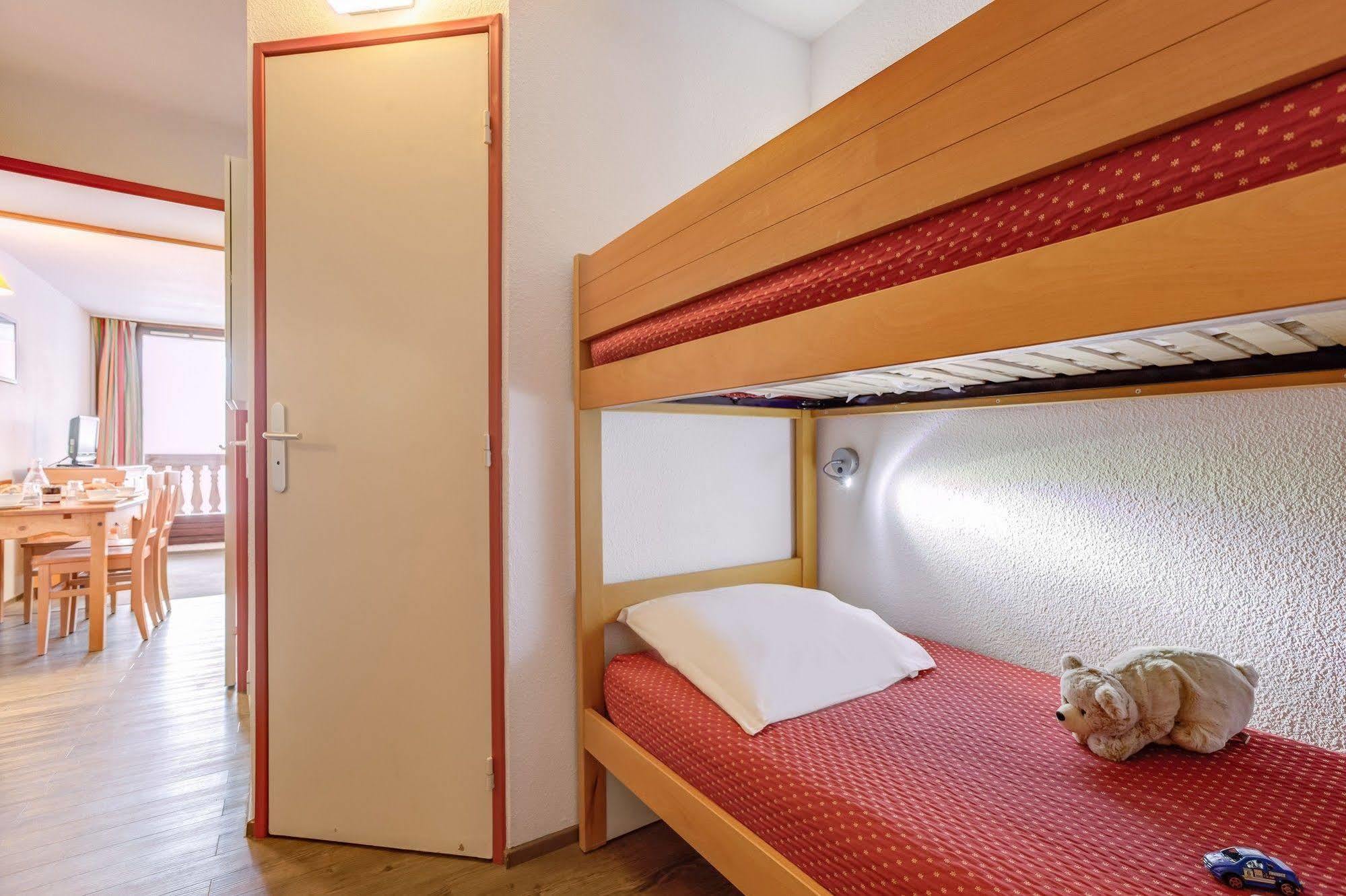 Les Melezes Apartment *